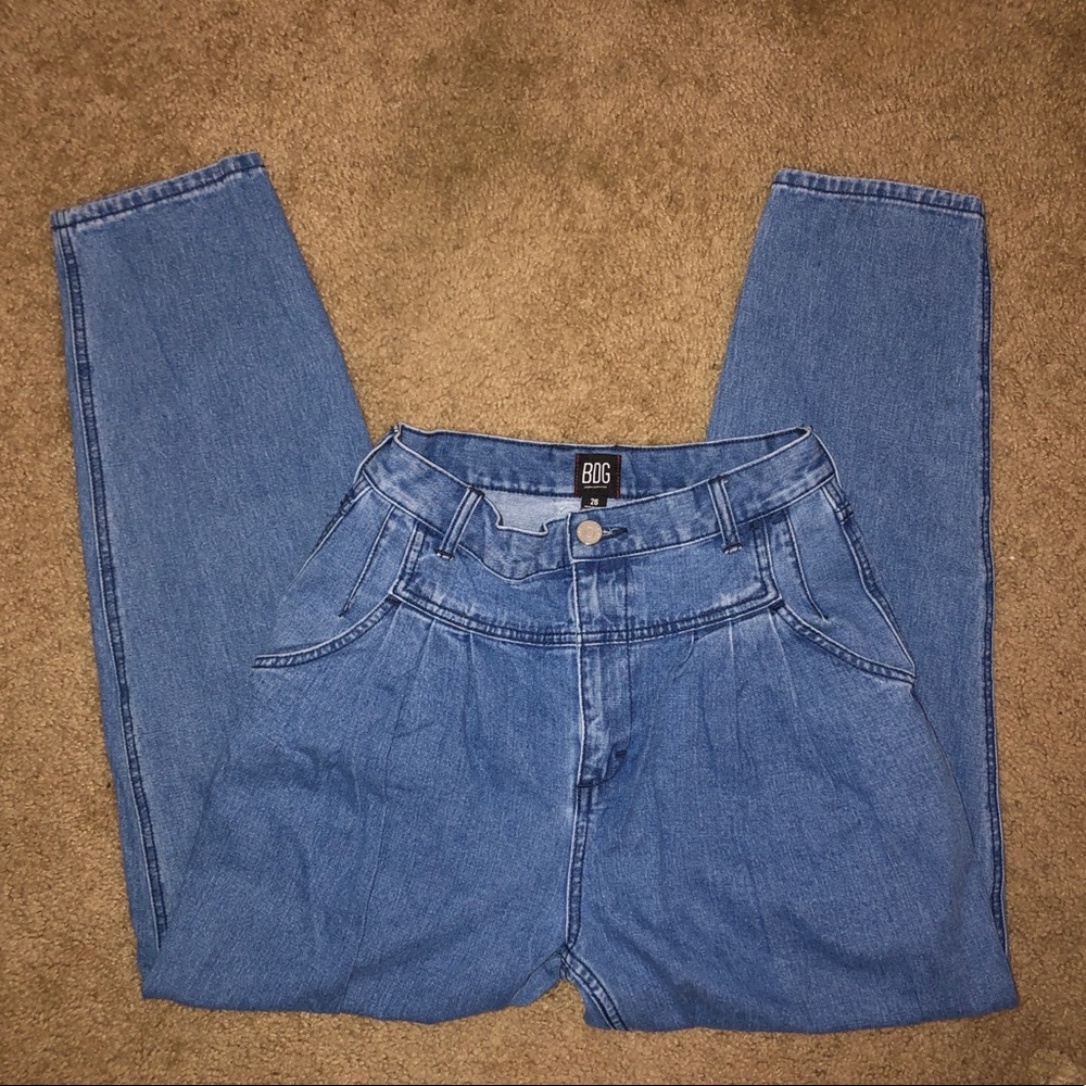 90’s mom jeans